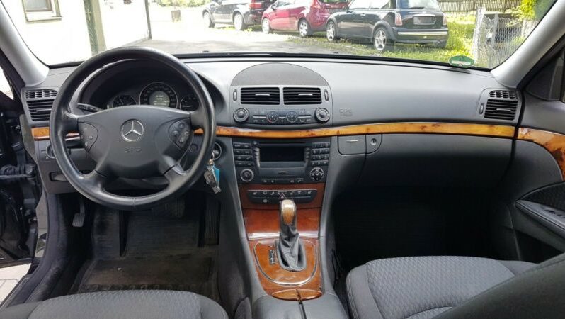 Mercedes-Benz E 200 T Kompressor Automatik Elegance full