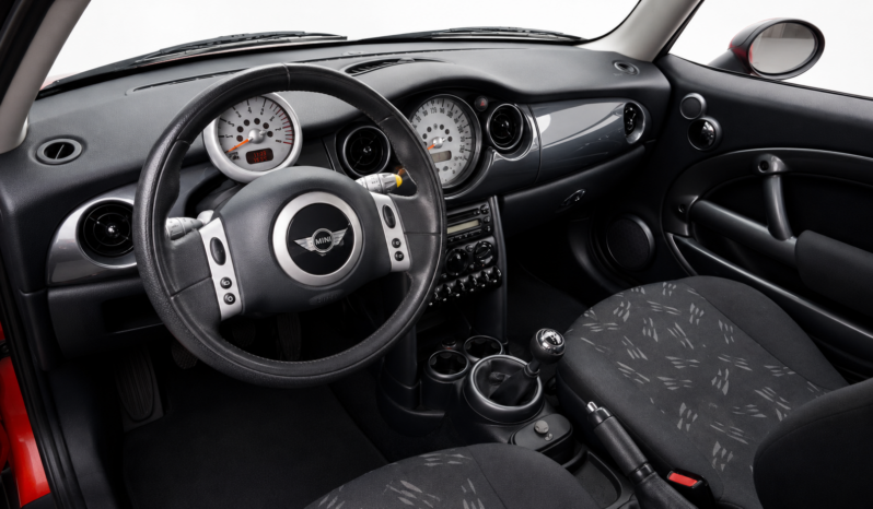 MINI ONE 1.6 – Österreichisches Fahrzeug – Nur 125.383 km & 1.Besitz full