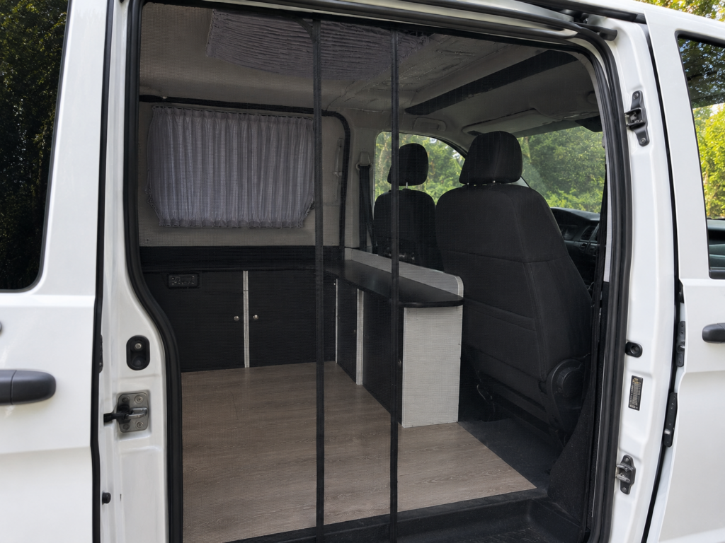 Renault Trafic Camper 2.0 dCi • TÜV 2028 • Standheizung • 230V • AGM • TV • Wohnmobilzulassung • Sofort reisefertig